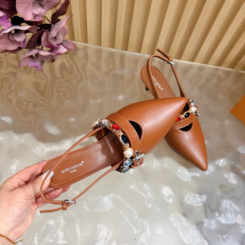 루이비통 바이브 체인 백스트랩 족구두 키틴힐 샌들 001-252353