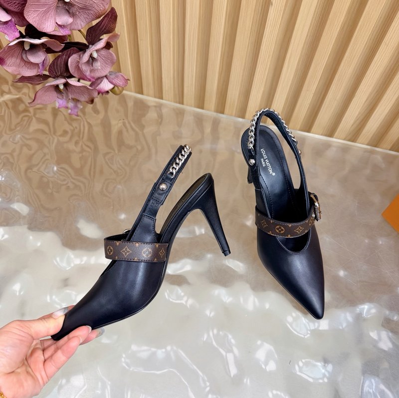 루이비통 바이브 체인 백스트랩 뾰족구두 샌들 001-252361