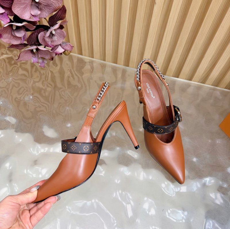 루이비통 바이브 체인 백스트랩 뾰족구두 샌들 001-252365