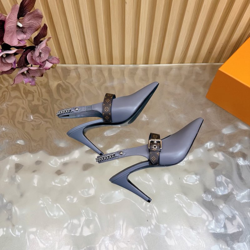 루이비통 바이브 체인 백슬링 뾰족구두 샌들 001-252366