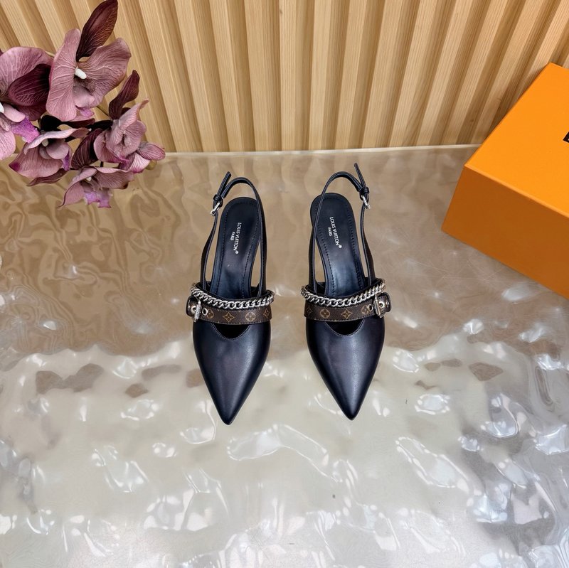 루이비통 바이브 체인 백스트랩 뾰족구두 샌들 001-252368