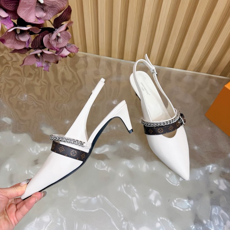 루이비통 바이브 체인 백슬링 뾰족구두 샌들 001-252369