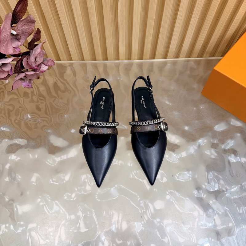 루이비통 바이브 체인 백슬링 뾰족구두 샌들 001-252373