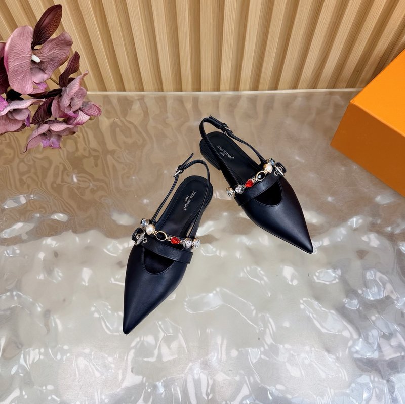 루이비통 바이브 체인 백슬링 뾰족구두 샌들 001-252377