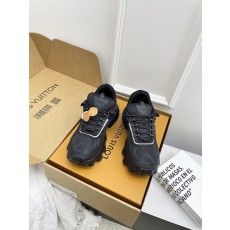 루이비통 서밋 시리즈 아웃도어 캐주얼 운동화 001-252380