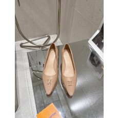 루이비통 스이크 힐 포인트드 펌프스 001-252410