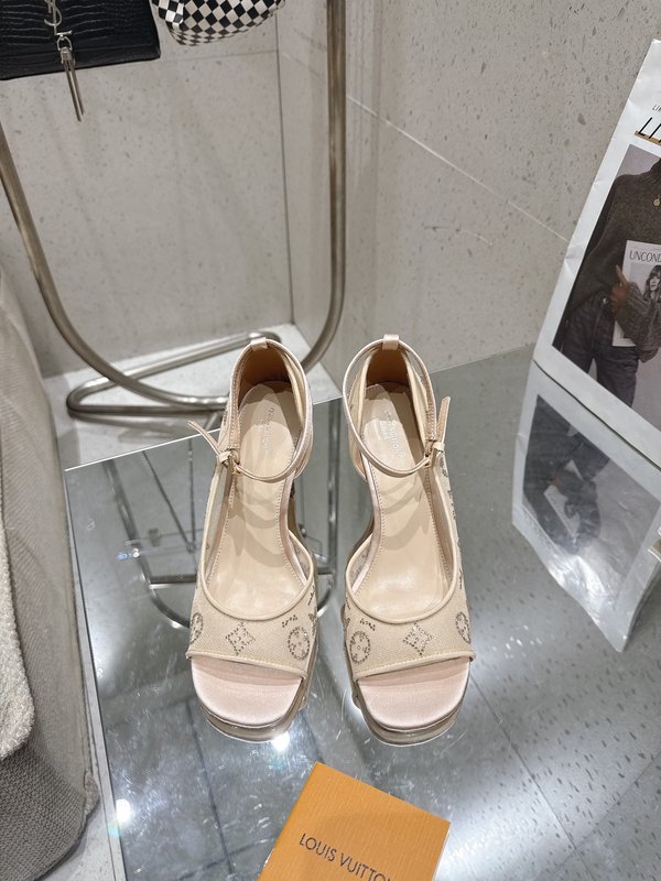 LV 메쉬 크리스탈 하이힐 샌들 001-252414