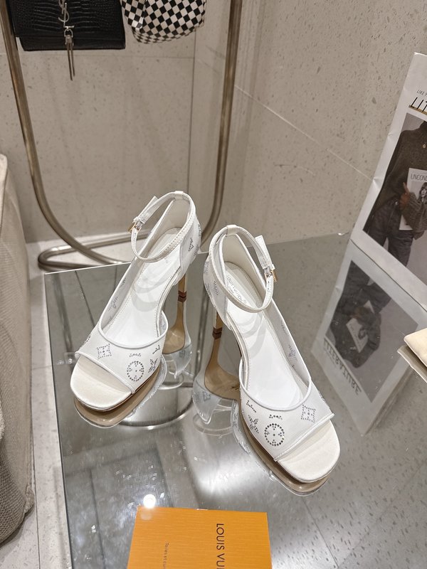LV 메쉬 크리스탈 하이힐 샌들 001-252426