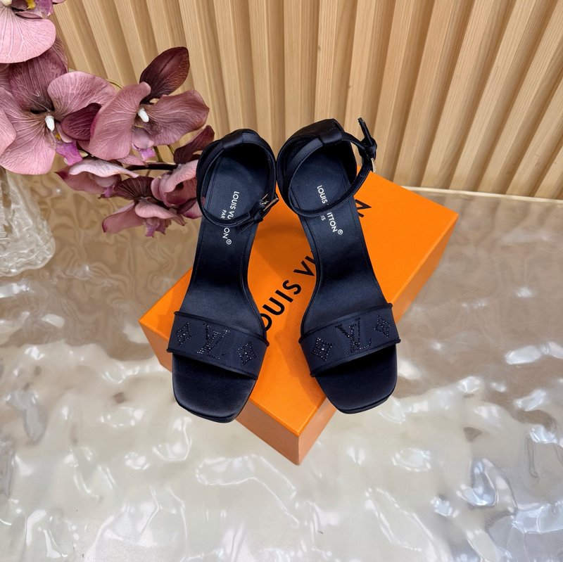 루이비통 메쉬 플랫폼 하이힐 샌들 001-252470