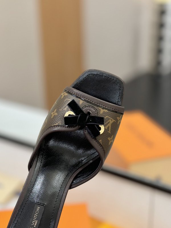 LV 모노그램 데님 하이힐 샌들 여성용 001-252494