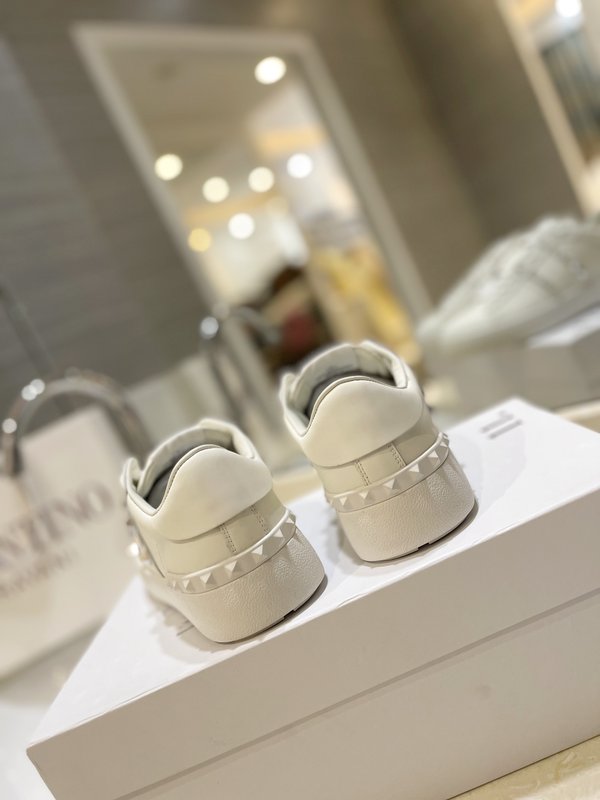발렌티노 클래식 컬러블럭 커플 스니커즈 001-252547