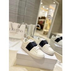 발렌티노 클래식 컬러블럭 커플 스니커즈 001-252556