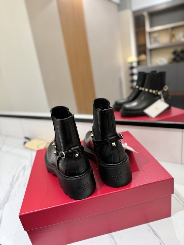 발렌티노 라운드 토 슬립온 첼시 부츠 001-252574