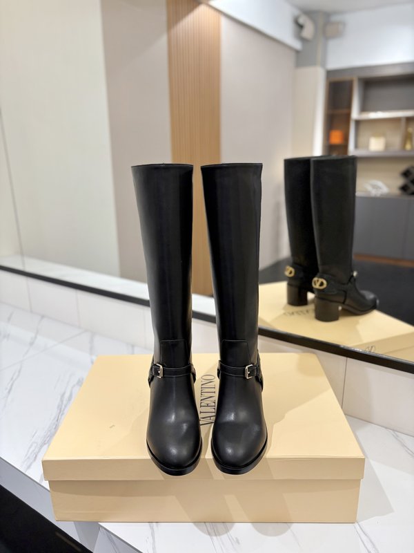 발렌티노 빈티지 버클 라운드 토 니하이 부츠 001-252578