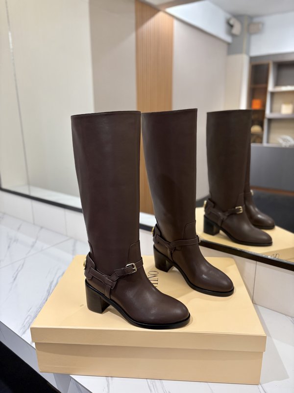 발렌티노 빈티지 버클 라운드 토 니트 부츠 001-252579