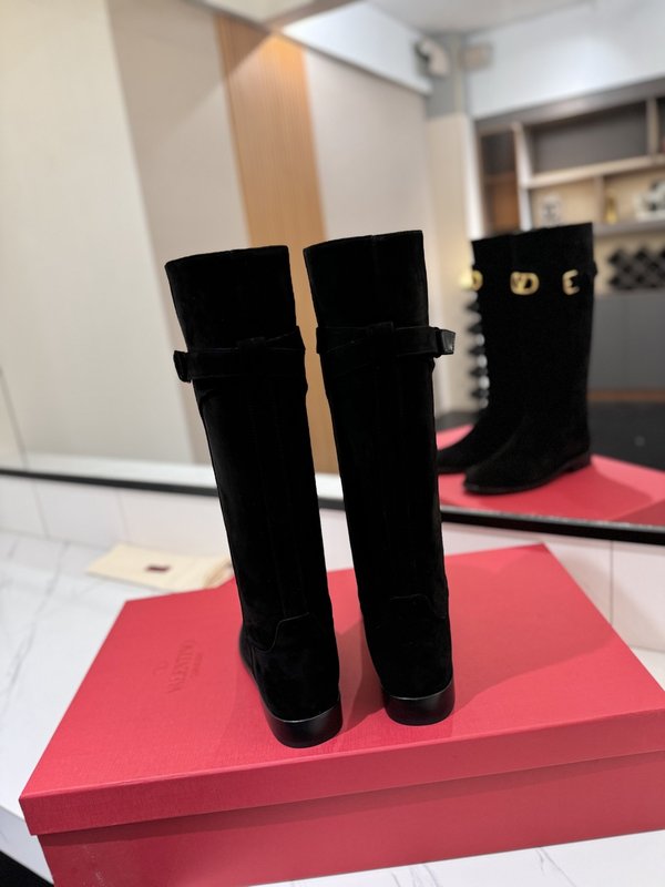 발렌티노 빈티지 버클 라운드 토 니부츠 001-252587
