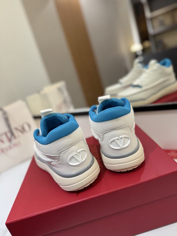 발렌티노 미드탑 커플 운동화 001-252656