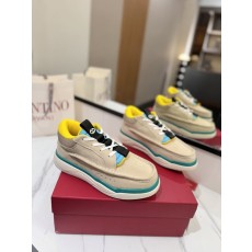 발렌티노 미드탑 커플 운동화 001-252658