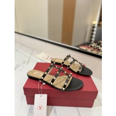 발렌티노 리 플랫 샌들 001-252668