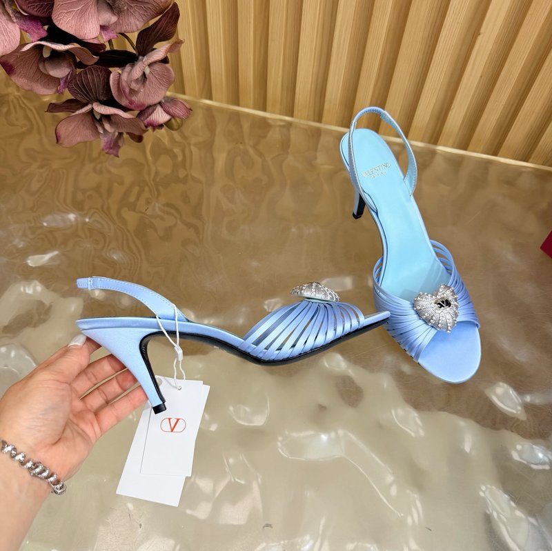 발렌티노 실크 하트 스트랩 하이힐 샌들 001-252693