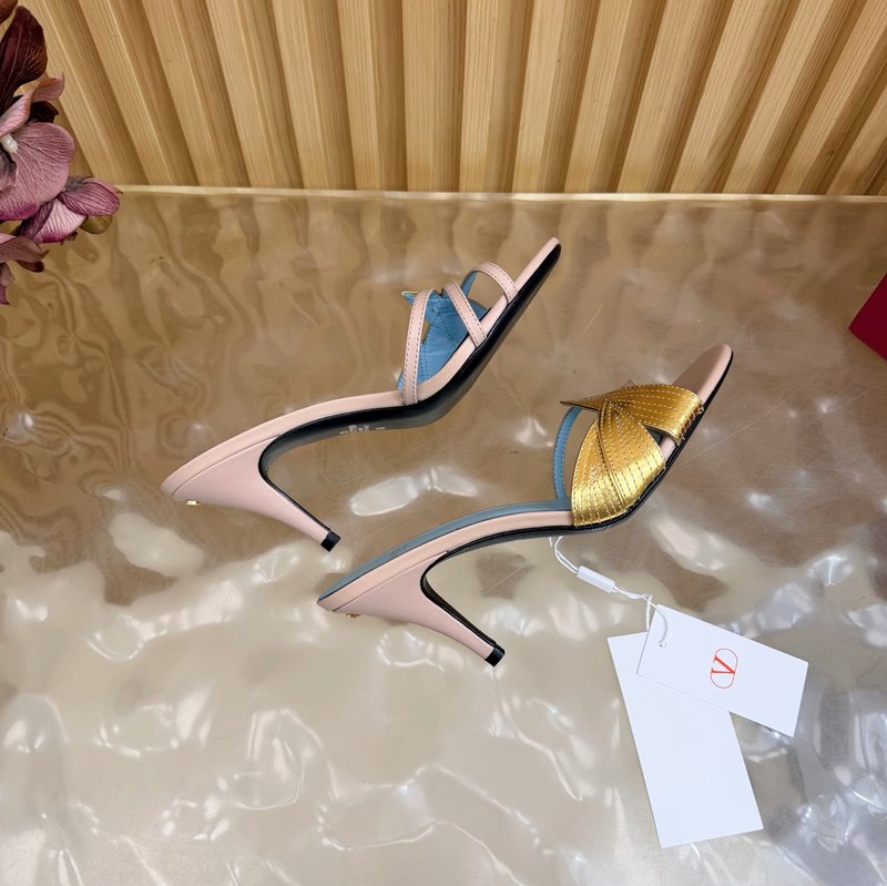 발렌티노 물고기 비늘 다이아몬드 하이힐 샌들 001-252716