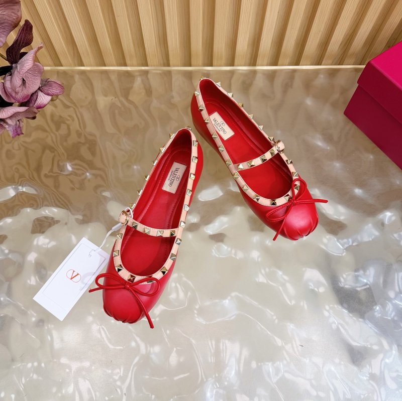 발렌티노 스테드 발레리나 플랫 슈즈 001-252722