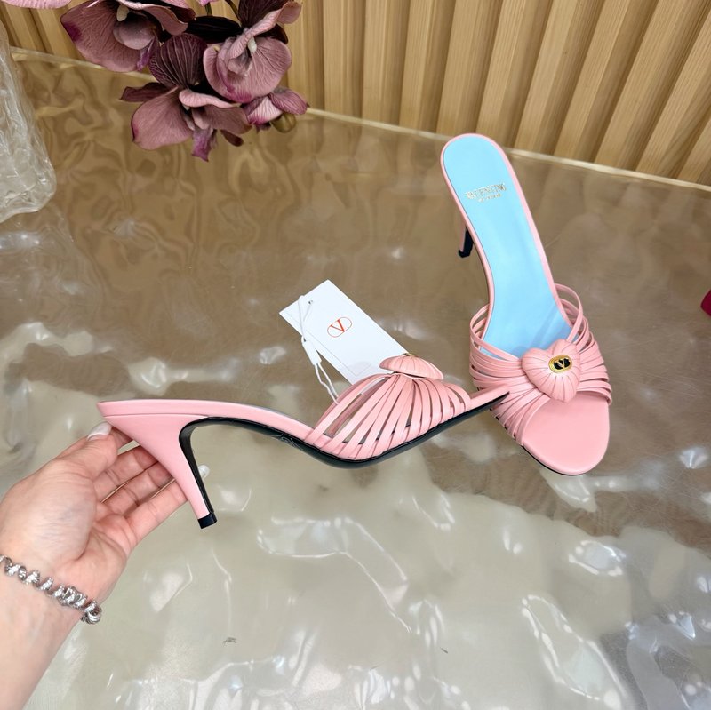 발렌티노 실크 하트 스트랩 힐 샌들 001-252792