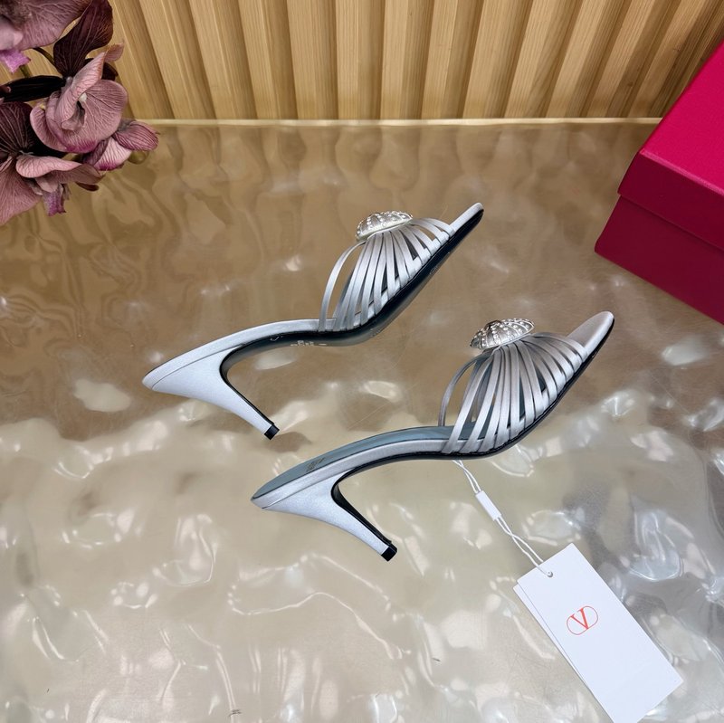 발렌티노 실크 하트 스트랩 하이힐 샌들 001-252794