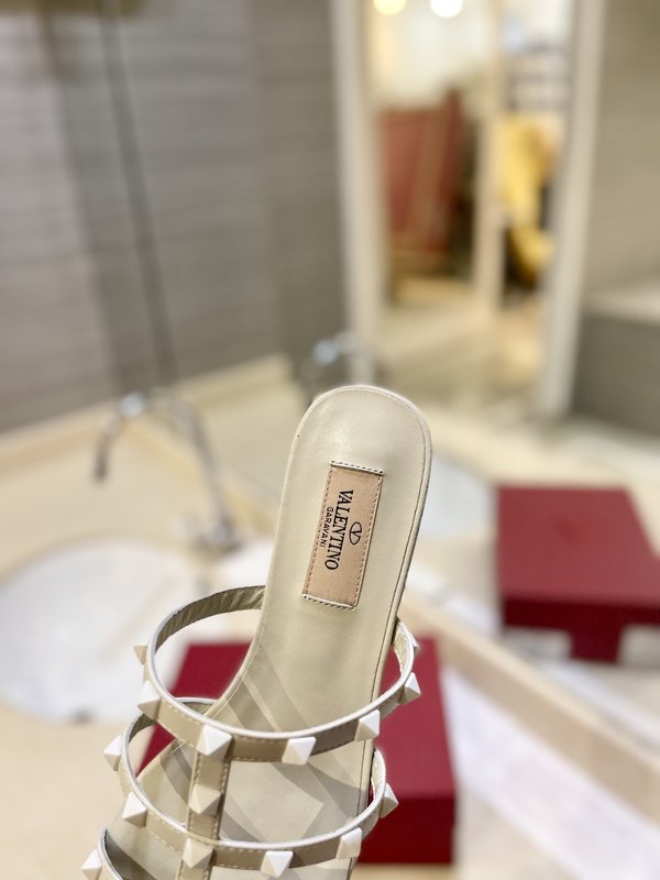 발렌티노 클래식 왕자 슬리퍼 여성용 001-252817