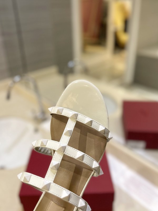 발렌티노 클래식 왕자 슬리퍼 여성용 001-252826