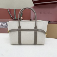 로로피아나 그레이 캔버스 숄더백 001-252918