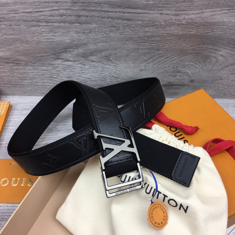 남성 모노그램 이클립스 송아지 가죽 벨트 001-252985