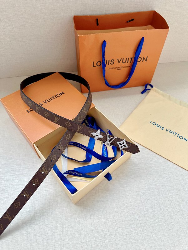 LV 트리오 양면 벨트 모노그램 캔버스와 가죽 001-253031