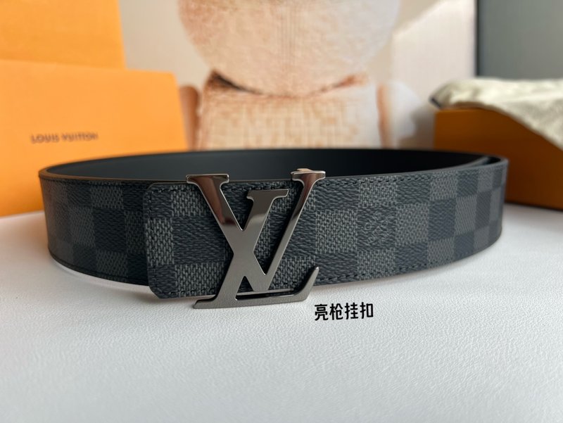 LV 이니셜 양면 버클 벨트 001-253098