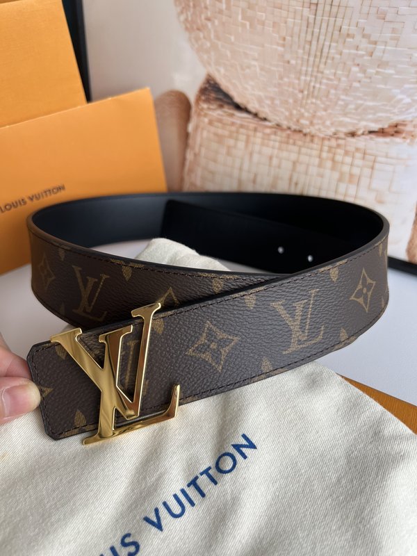 루이비통 이니셜 양면 버클 벨트 001-253099