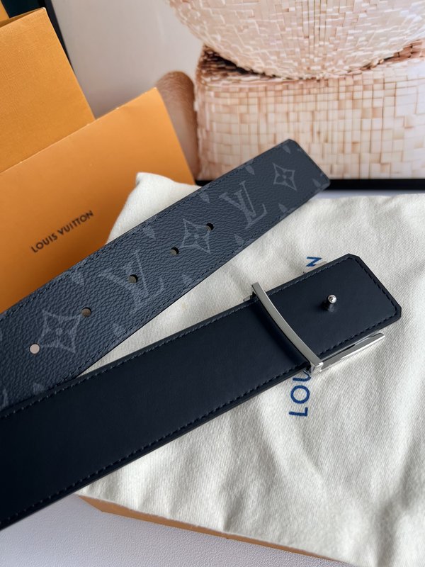 LV 이니셜 양면 벨트 001-253100