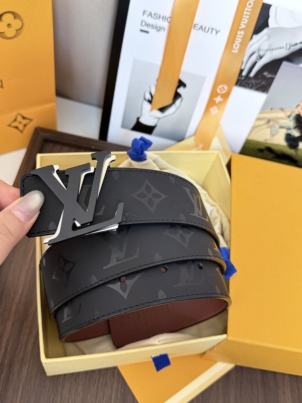 LV 클래식 양면 블랙 버클 벨트 40mm 001-253129