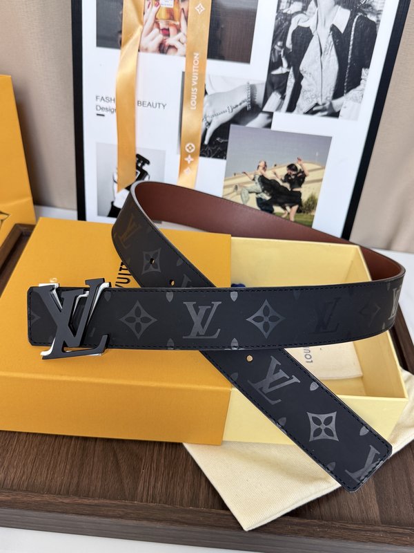 LV 클래식 양면 블랙 버클 벨트 40mm 001-253129