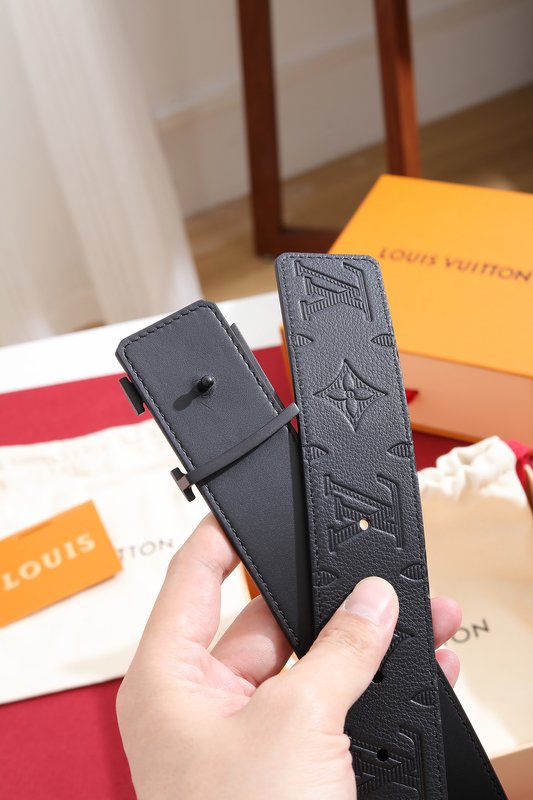 루이비통 모노그램 도우 에나멜 스트라이프 벨트 001-253138