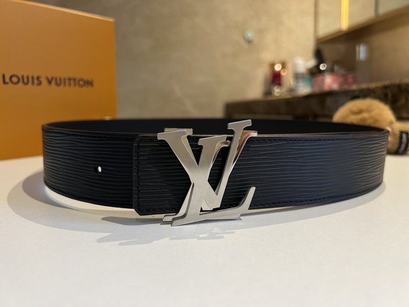 루이비통 양면 LV 로고 남성 벨트 001-253172