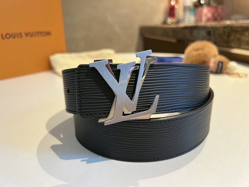 루이비통 양면 LV 로고 남성 벨트 001-253172