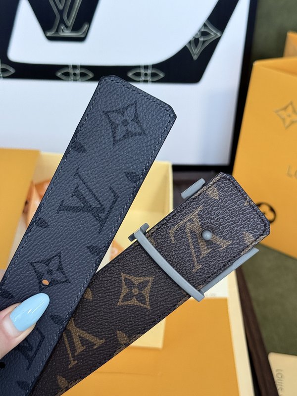 LV 양면 모노그램 그레이 버클 벨트 001-253190