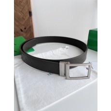 BV 인트레치아토 양면 가죽 벨트 001-253276