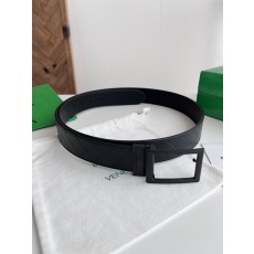 BV 인트레치아토 양면 가죽 벨트 001-253278