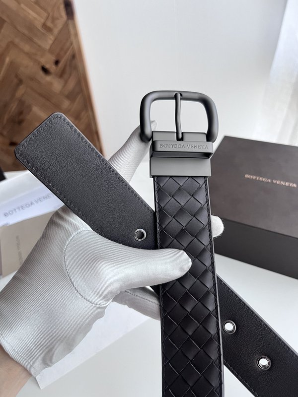 BV 더블 페이스 인트레치오 가죽 벨트 001-253303