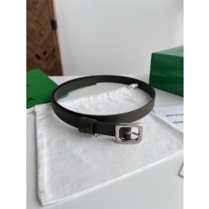 BV 여성 양면 소가죽 플랫 벨트 001-253379