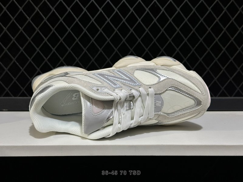 뉴발란스 NB9060 레트로 데일리 스니커즈 001-253627