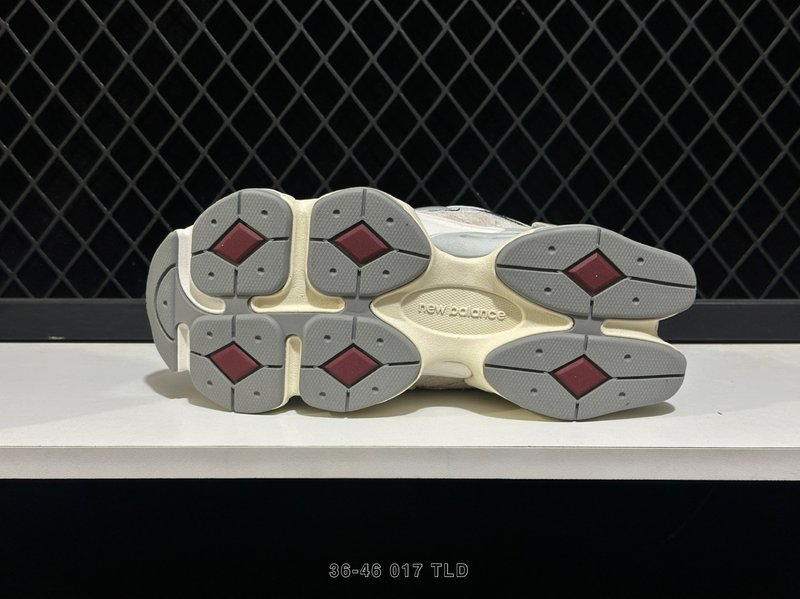 뉴발란스 9060 레트로 데일리 스니커즈 001-253632