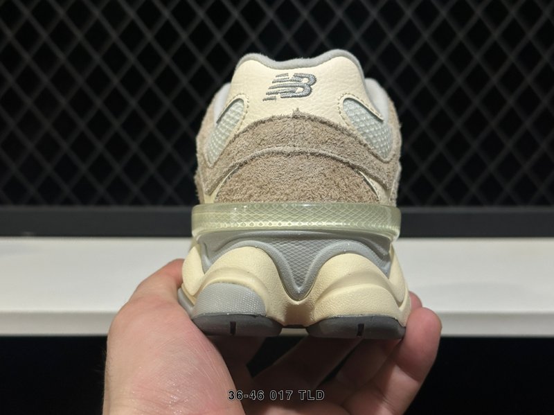 뉴발란스 NB9060 레트로 캐주얼 러닝화 001-253633