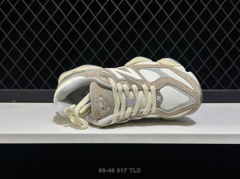 뉴발란스 NB9060 레트로 캐주얼 러닝화 001-253633